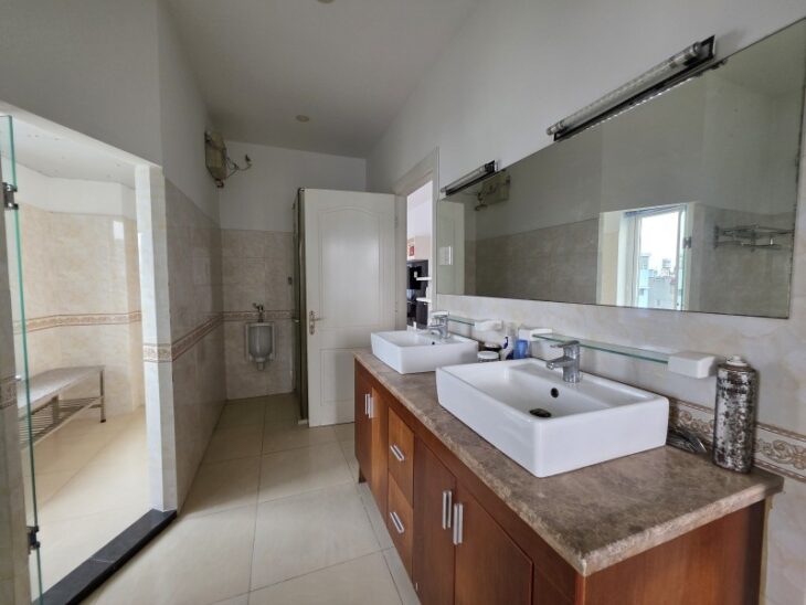 Bán nhà mặt phố Cát Lái, Q.2, 106m², 5 tầng, 9.8 tỷ, sổ hồng