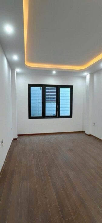 Nhà đẹp phố Giang Văn Minh, Ba Đình, giá chỉ 10.8 tỷ