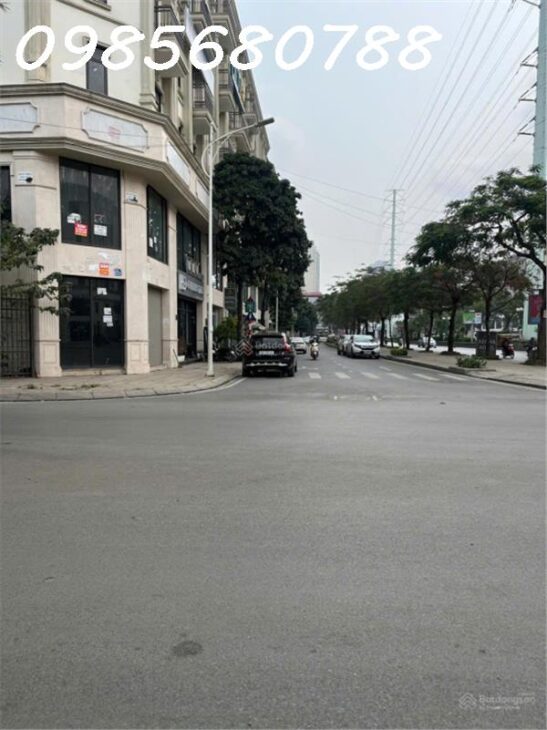 BÁN NHÀ LIỀN KỀ 75M2 5 TẦNG KINH DOANH TẠI VẠN PHÚC HÀ ĐÔNG GIÁ 19 TỶ