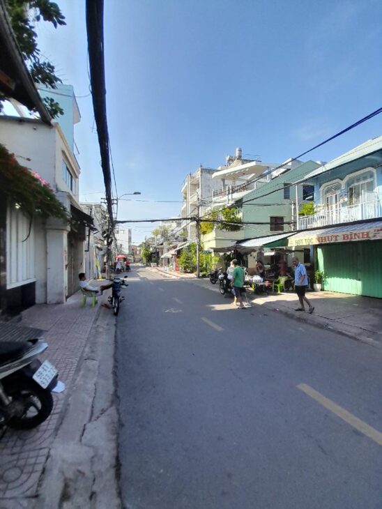 CẦN TIỀN BẤN GẤP CĂN MT- PHONG PHÚ, P11Q8– DT 67.6M2 (4.1 X15M) – 2 T CHỈ CÒN 7.8 TỶ