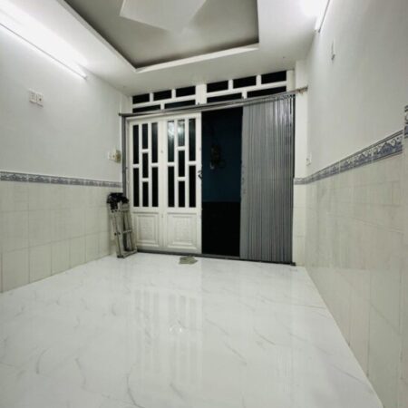 TÂN BÌNH – GIÁP QUẬN 10 – XE TẢI CÁCH NHÀ VÀI BƯỚC CHÂN – NHÀ MỚI – SỔ NỞ HẬU – CHỈ 2.75 TỶ TÂN BÌNH – GIÁP QUẬN 10 – XE TẢI CÁCH NHÀ VÀI BƯỚC CHÂN – NHÀ MỚI – SỔ NỞ HẬU – CHỈ 2.75 TỶ