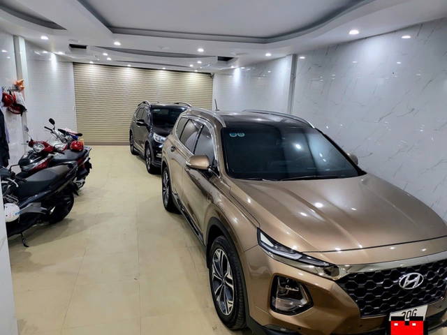 Bán nhà hot VIP nhất Đống Đa . DT 120 m2 , 6T , MT 5 m . Giá 47 tỷ .