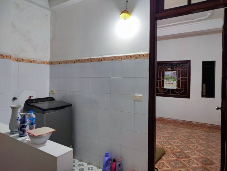 Bán nhà phân lô ngõ 132 cầu giấy 43m2*5T, ô tô cách 30M, giá 8,x tỷ, gia chủ phúc hậu