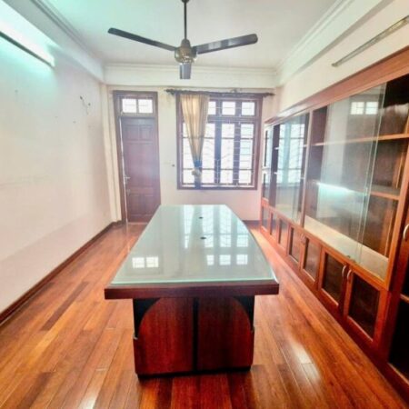 Bán nhà đặng tiến đông 63m2*5T, MT5M giá 11,5 tỷ ngõ ba gác gần hồ Hoàng Cầu