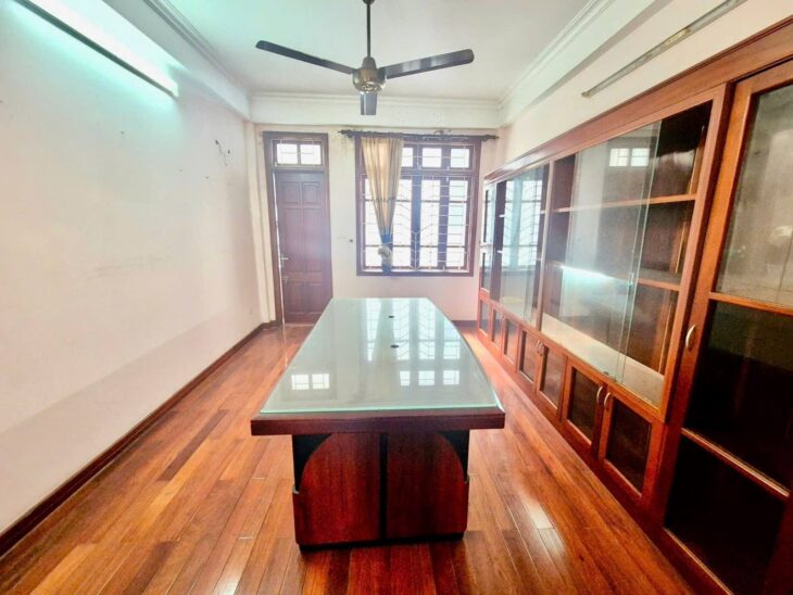 Bán nhà đặng tiến đông 63m2*5T, MT5M giá 11,5 tỷ ngõ ba gác gần hồ Hoàng Cầu