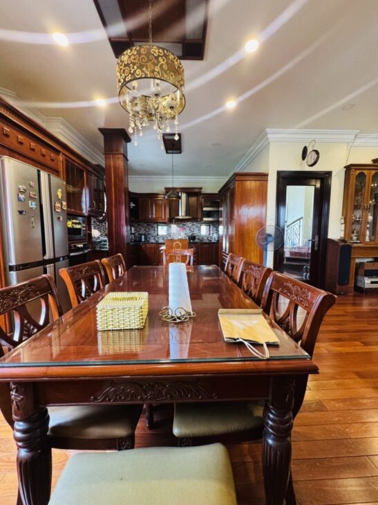 BÁN BIỆT THỰ ĐẲNG CẤP – 2 MẶT TIỀN – 144M2 – 4 TẦNG – 6 PN – 4 PHÒNG MASTER – NỘI THẤT GỖ ĐỎ CỰC