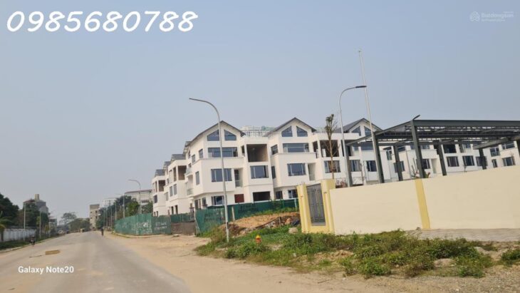 Bán biệt thự KĐT Cổ Nhuế, 38 tỷ, 180m2, mặt tiền 12m, giá rẻ nhất thị trường