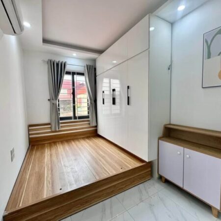 Bán nhà mới xây phố Kim Giang, phường Hạ Đình, 5 tầng, gần Đại học Thăng Long, giá chỉ 6.4 tỷ