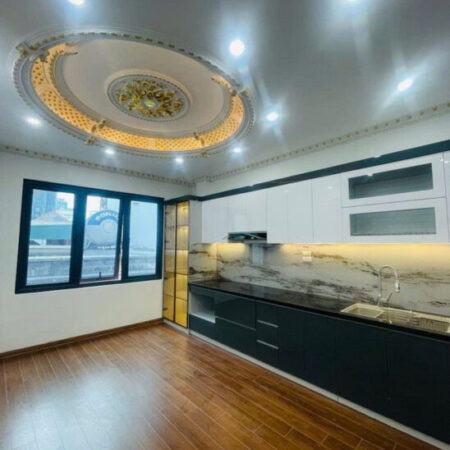 Nhà đẹp phố Giang Văn Minh, Ba Đình, giá chỉ 10.8 tỷ