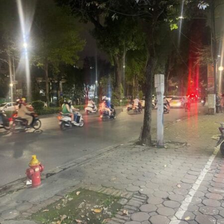 Bán nhà mặt phố kim giang 73m2*5T, view vườn hoa vỉa hè 6m, hai thoáng giá 22 tỷ