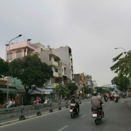 Bán nhà Gò Vấp, xe hơi đỗ cổng, sat mặt tiền Nguyễn Thái Sơn, 42M² x 4 tầng, 5 PN, hơn 5 tỷ Bán nhà Gò Vấp, xe hơi đỗ cổng, sat mặt tiền Nguyễn Thái Sơn, 42M² x 4 tầng, 5 PN, hơn 5 tỷ