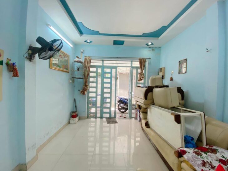 Bán nhà Gò Vấp, xe hơi đỗ cổng, sat mặt tiền Nguyễn Thái Sơn, 42M² x 4 tầng, 5 PN, hơn 5 tỷ