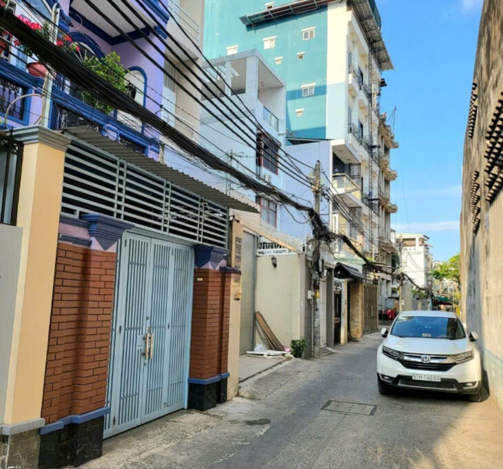 BÁN NHÀ 3 TẦNG, HẺM XE HƠI THẲNG MỘT TRỤC – ÂU DƯƠNG LÂN – KHU VỰC XÂY DỰNG CAO TẦNG – 100M2 – GIÁ