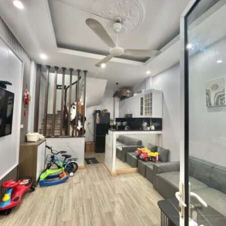 Bán nhà phố Hoàng Văn Thái – Thanh Xuân – 30m² – 4 tầng – Giá 6 tỷ