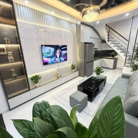 BÁN NHÀ KHÂM THIÊN ĐỐNG ĐA NHÀ ĐẸP, MỚI – THOÁNG SÁNG FULL NỘI THẤT 4 TẦNG 4,6 TỶ