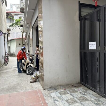 Bán nhà Thượng Thanh, Long Biên – 31m² x 5 tầng, giá 4.8 tỷ (full nội thất)