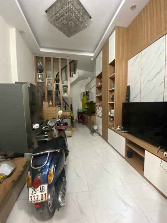 NHÀ ĐẸP 5 TẦNG, 3 PHÒNG NGỦ, ĐỀN LỪ , HOÀNG MAI – 5 TỶ HƠN- LIÊN HỆ 0773169955