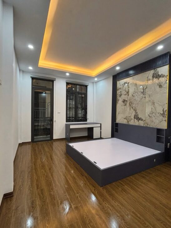 BÁN NHÀ PHỐ GIẢI PHÓNG,HOÀNG MAI – 6 TỶ X- 38M2 – 5 TẦNG – SỔ ĐỎ CHÍNH CHỦ