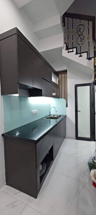 BÁN NHÀ 3 TẦNG, 28M2, HAI BÀ TRƯNG – GIÁ 5 TỶ X – SỔ ĐỎ CHÍNH CHỦ