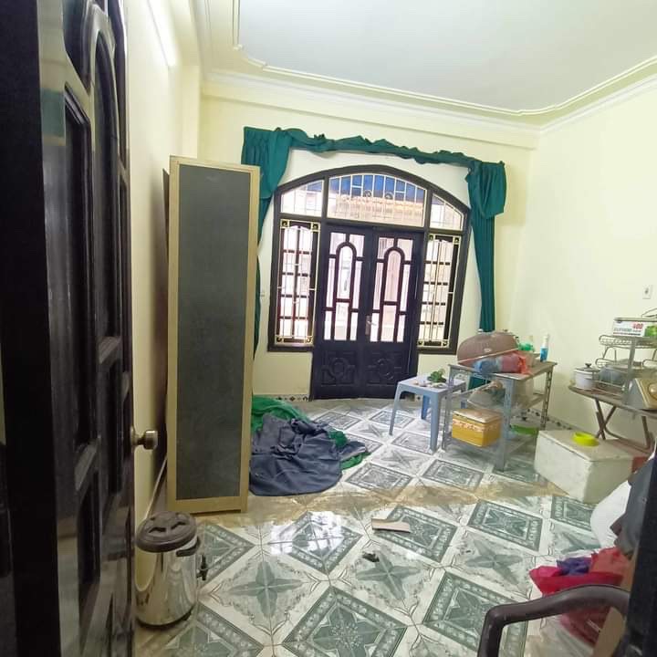 Bán nhà Đào Tấn, Ba Đình, 43m2, 5 tầng, Mt 4m, chỉ 12 tỷ