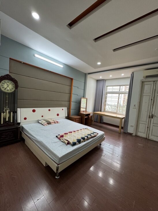 Siêu phẩm Trần Duy Hưng, Cầu Giấy, phân lô, 2 thoáng, oto, 60m2, 5 tầng, Mt 4.7m, chỉ 19.1 tỷ