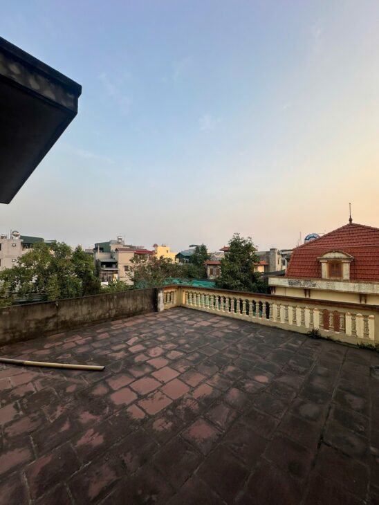 Bán gấp nhà vĩnh quỳnh thanh trì 173m2*3T, mt11m, giá 11,9 tỷ sổ vuông