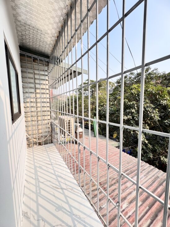 Tập thể tầng 3, 65m2, chưa đến 3 tỷ, căn góc, ban công rộng, gần phố, gần ô tô