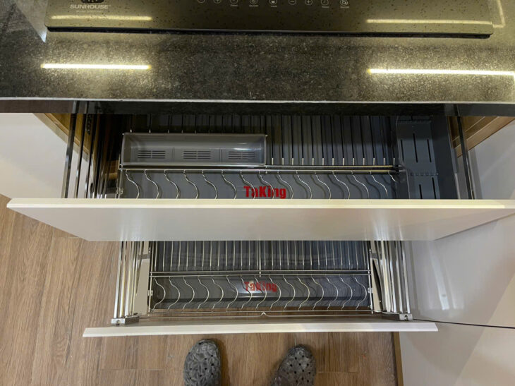 Kệ xoong nồi nan dẹt SUS 304 cánh kéo cao cấp, bền đẹp, hiện đại, an toàn sử dụng TaKing