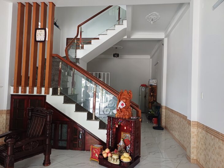 NHÀ 3 TẦNG ĐẸP – LÔ GÓC – TT HẢI CHÂU – Ở NGAY – KINH DOANH TỐT – GIÁ CHỈ 5.7 TỶ
