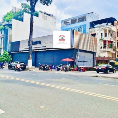 Cho Thuê Nhà GÓC 3 Mặt Tiền 265-267-269-271 An Dương Vương, Phường 03, Quận 5, TPHCM.