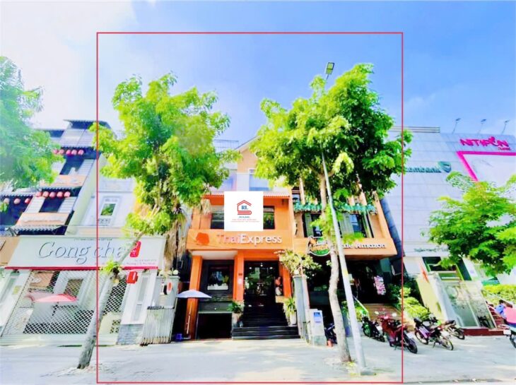 Cho Thuê Nhà Mặt Tiền 183 Phan Xích Long, Phường 02, Quận Phú Nhuận, TPHCM. Giá 180 Triệu