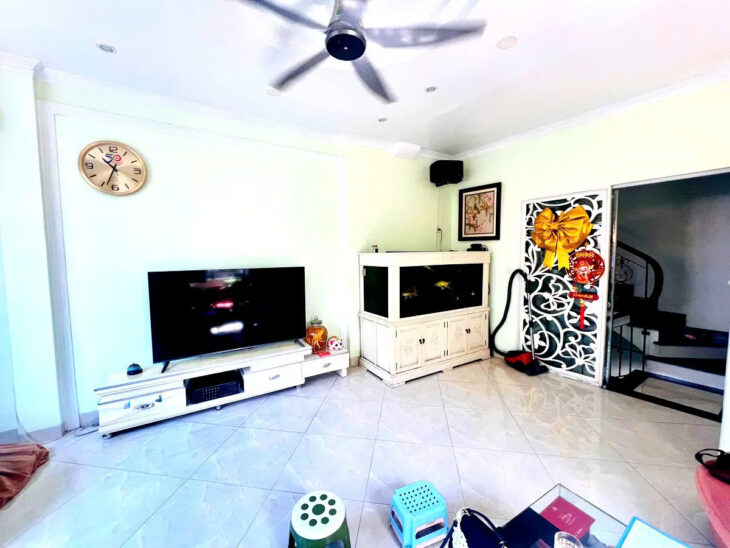 BÁN NHÀ KHƯƠNG TRUNG, THANH XUÂN. 78M2 3 TẦNG GIÁ 10.5 TỶ- SIÊU HIẾM, TIỀM NĂNG TĂNG TRƯỞNG CAO,