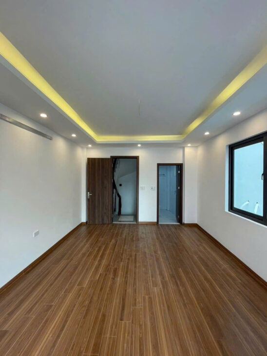Căn hộchung cư South Tower Trần Thủ Độ 83m, tầng 15, mặt tiền 6m, 4.5 tỷ Hoàng Mai.
