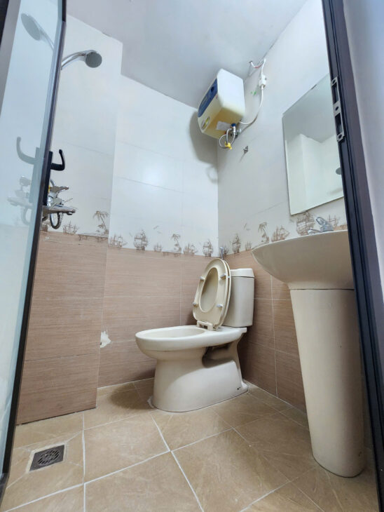 Bán gấp giá rẻ căn hộ Giải Phóng 54m/66m, tầng2, mặt tiền 6m, 2.8 tỷ Hoàng Mai.