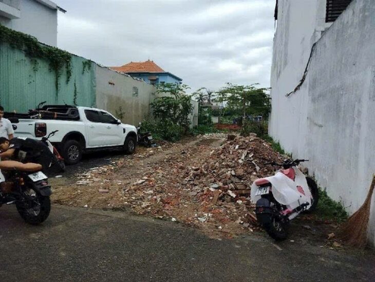 Chủ bán gấp mảnh đất hẻm xe hơi ngay trung tâm Thủ Đức nhỉnh 2,x tỷ.