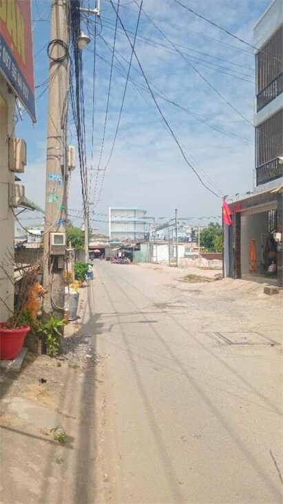 #BÁN_ NHÀ, 6PN, SHR, Ngay chợ Long Trường, Nguyễn Duy Trinh. CHỈ 5,x Ty. LH 0909185988