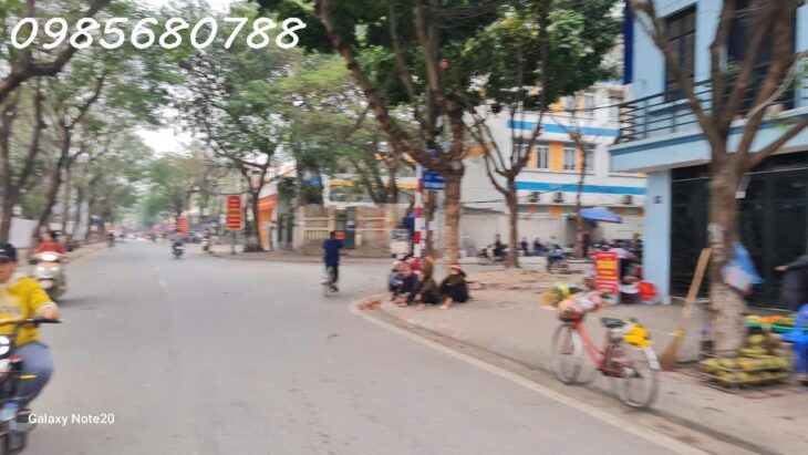 Bán nhà 40m², 6PN, 6WC, An Dương Vương, Tây Hồ – 10 tỷ Bán nhà 40m², 6PN, 6WC, An Dương Vương, Tây Hồ – 10 tỷ