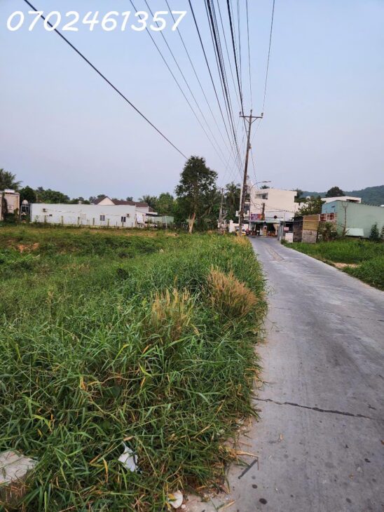 Bán 5400m² đất mặt tiền đ.Chùa ông Suối đá, dương đông, Phú Quốc
