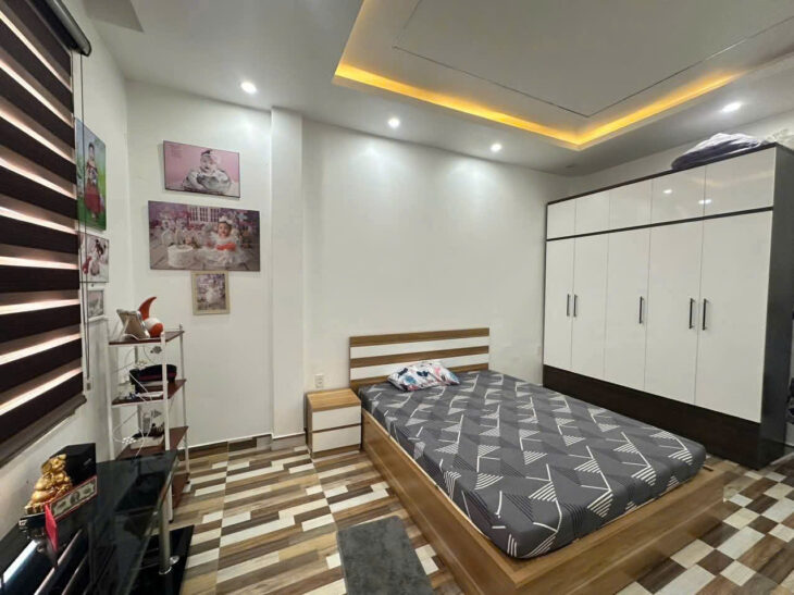 Bán nhà mặt ngõ 201 Lạch Tray – Ngõ Thăng Long, 42m 4 tầng, Giá 5.1 tỉ