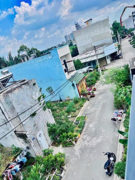 Gấp, NHÀ BÁN ngay chợ Long Trường, NDTrinh, Tp. TĐ Chỉ cần 2ty5 mua ngay, NHÀ 3 lầu,4PN MỚI TINH.