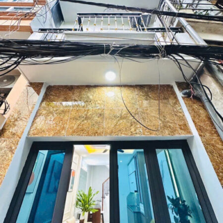 Bán nhà riêng dân xây 30m2 * 4 tầng full nội thất đẹp lung linh tại Trường Chinh – Đống Đa, giá chỉ