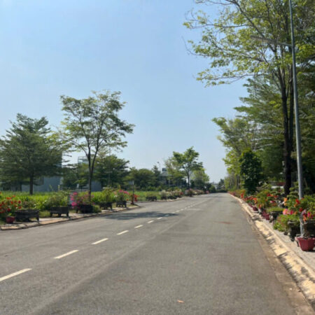 Đất nền khu Gia Long, 80m, giá 5.2 tỷ Đất nền khu Gia Long, 80m, giá 5.2 tỷ