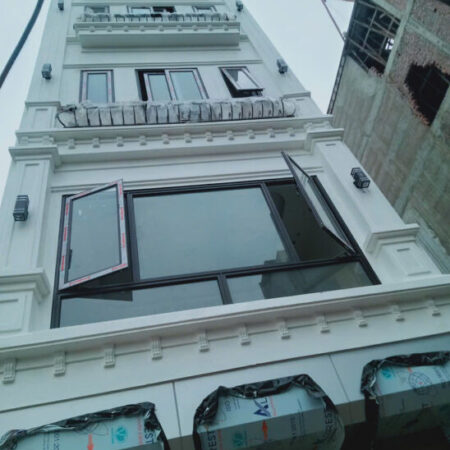 Bán nhà: Tựu Liệt, Cách bến xe nước ngầm 1km. 50m2, 6 tầng, oto ngủ trong nhà. nhỉnh 8 đồng Bán nhà: Tựu Liệt, Cách bến xe nước ngầm 1km. 50m2, 6 tầng, oto ngủ trong nhà. nhỉnh 8 đồng