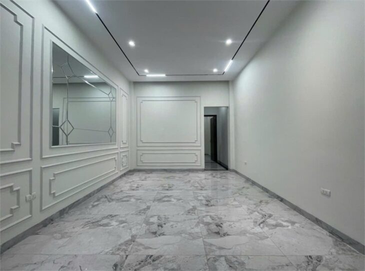 Bán Nhà Riêng! Phân Lô Trần Quốc Hoàn 40m² – Ô Tô Tránh, Giá 14 Tỷ Có TL