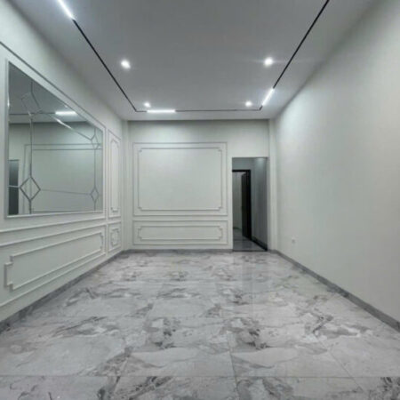 Bán nhà Trần Quốc Hoàn – Phân lô, ô tô tránh, 40m², MT 3.5m, giá 14 tỷ