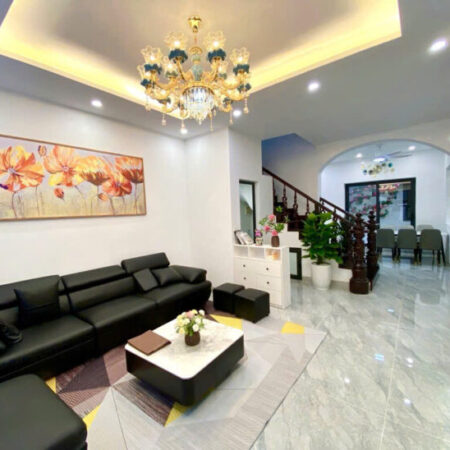 Bán nhà đẹp, diện tích rộng, 5 tầng, 59m2 , giá 12.6 tỷ, khu phân lô VIP, Nguyễn Trãi, Thanh Xuân.