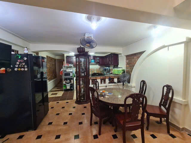 BÁN GẤP GIÁ MỀM NHẤT QUẬN 10: THÀNH THÁI- DT: 122M, NGANG 5M DÀI 24M, 1 TRỆT , 1 LẦU, 2 PHÒNG