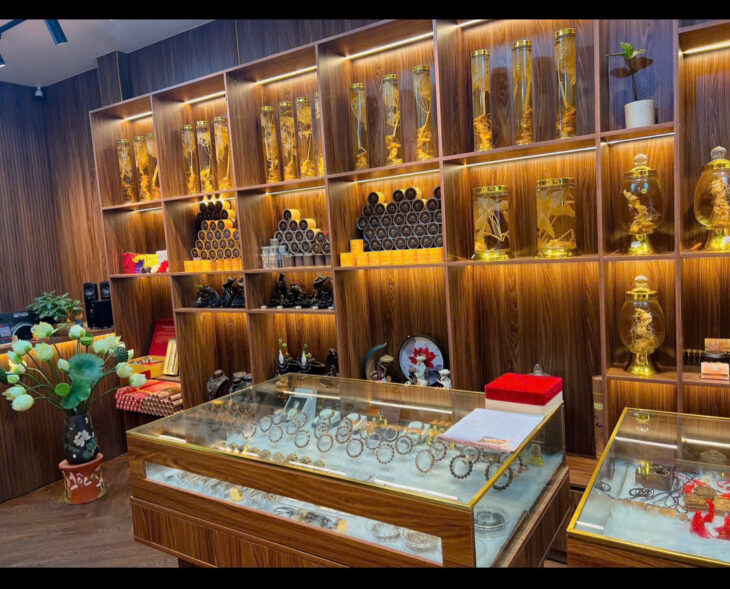 HÓT – CHÍNH CHỦ SANG NHƯỢNG NHANH TOÀN BỘ CỬA HÀNG TRẦM HƯƠNG TẠI 74 PHỐ HÀO NAM, CHỢ DỪA, ĐỐNG ĐA,
