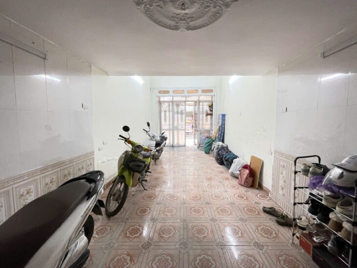 BÁN MẶT PHỐ GIÁP BÁT-HOÀNG MAI, KD VP, DT 54 M, 4 TẦNG, MT 4 M, GIÁ NHỈNH 12 TỶ.