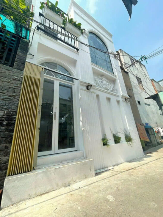 Bán gấp nhà giá mềm nhất quận 7: 4.55 tỷ – Huỳnh Tấn Phát- DT: 47m – 4.7 x10m – 2 Tầng- 3 PN – 2